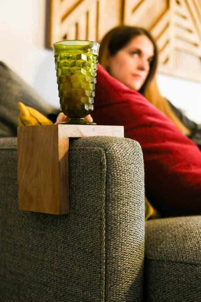 DIY Little Sofa Arm Table