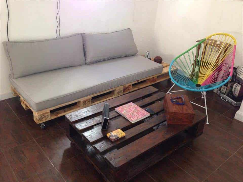 DIY Pallet DayBed/Sofa Plan