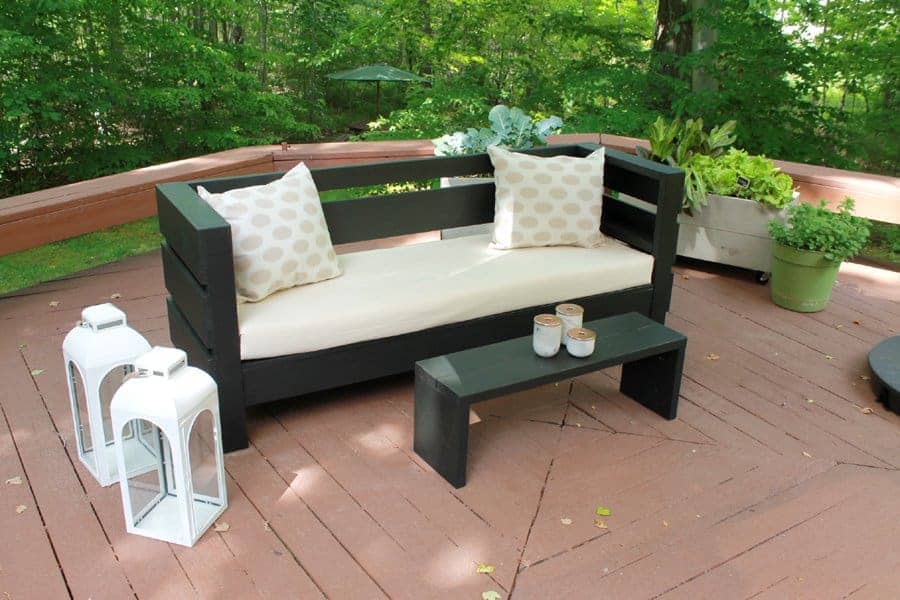 Easy Modern Outdoor Sofa