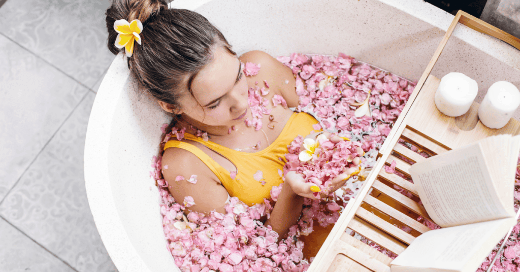 How to Build a DIY Bath Caddy