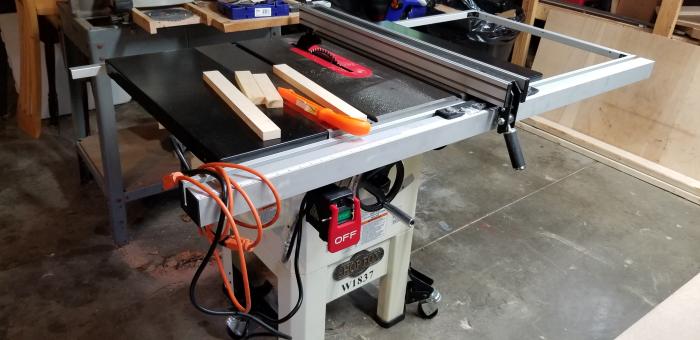 Best Hybrid Table Saw Reviews in 2021 - Pro Tool Guide