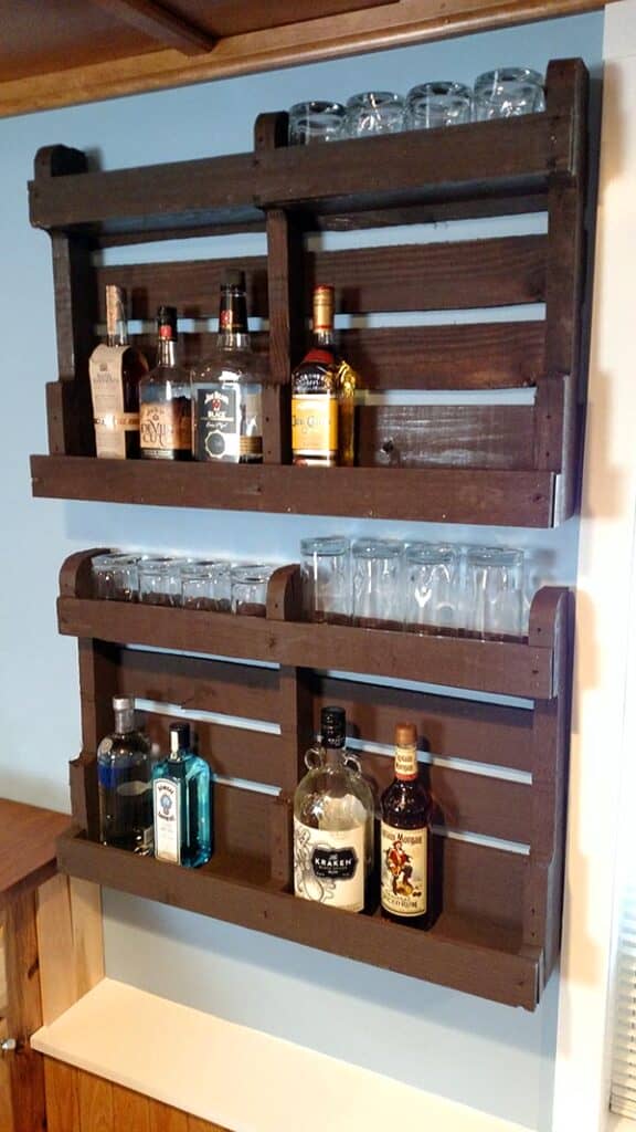 Simple Pallet Cabinet