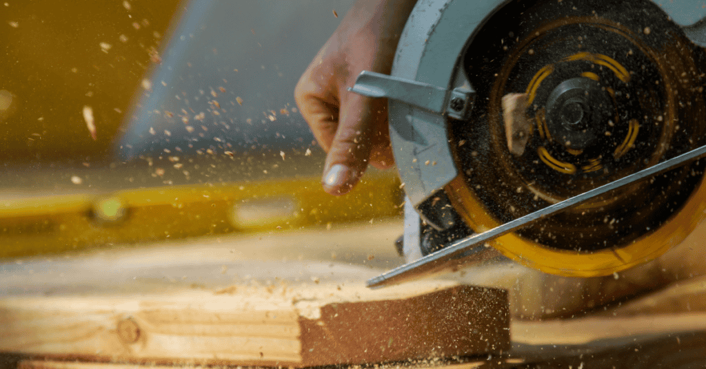 Using Circular Saws