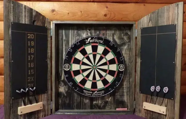 High-Quality Brittle Dartboard Cabinet 