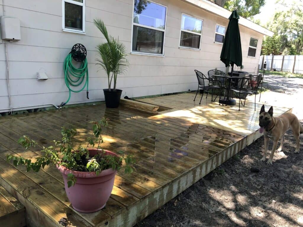 10' x 22' Floating Deck