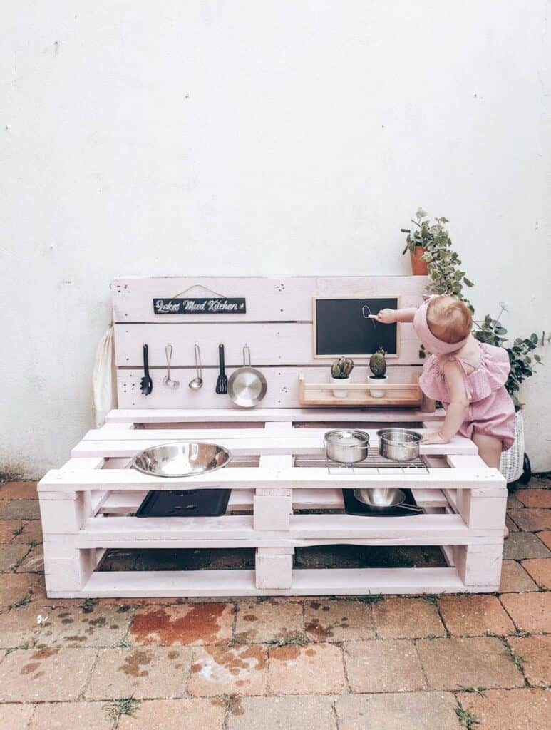 Pallet Mud Kitchen