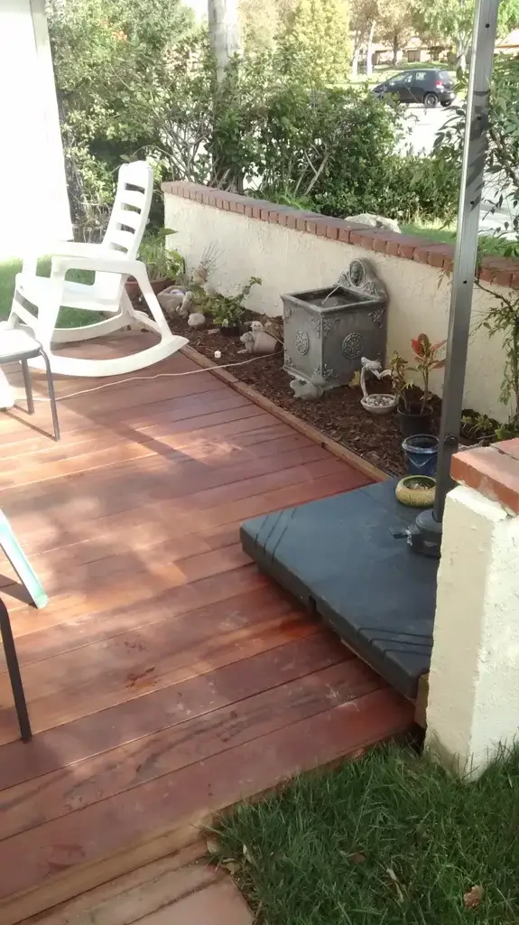 Small Backyard Deck