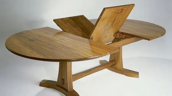 Oval-Shaped Butterfly Leaf Table