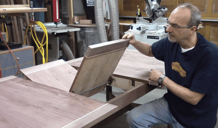 Stable Butterfly Leaf Table