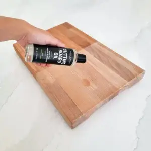 Caron And Doucet Cutting Board Oil applying