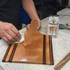 Howard Cutting Board Oil using